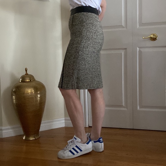 Boss by Hugo Boss Tweed Pencil Midi Skirt with Leather detailing - Picture 2 of 14